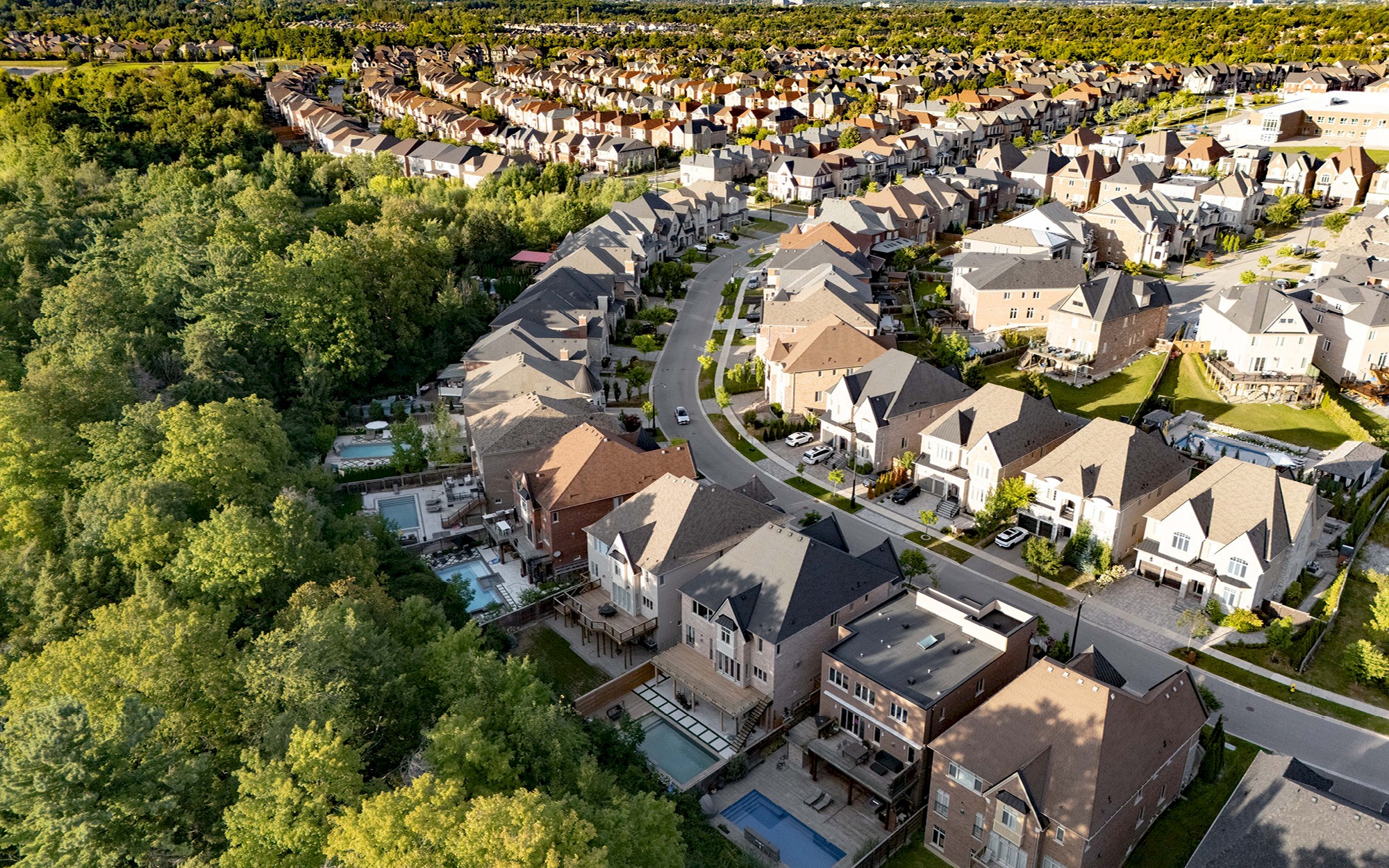 Longyard community development.