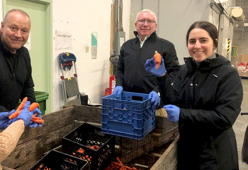 DG Group participating with Second Harvest.